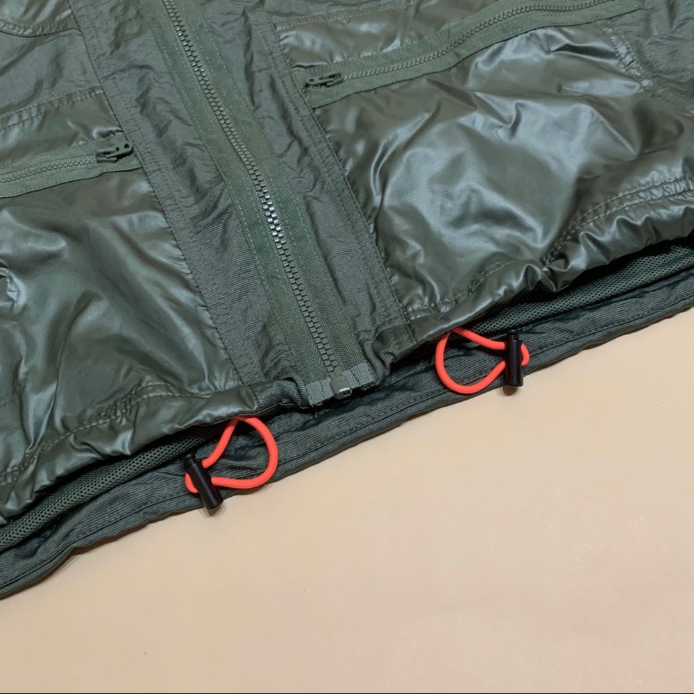 NEW Nike Women’s Cargo/Utility Jacket - Picture 4 of 6